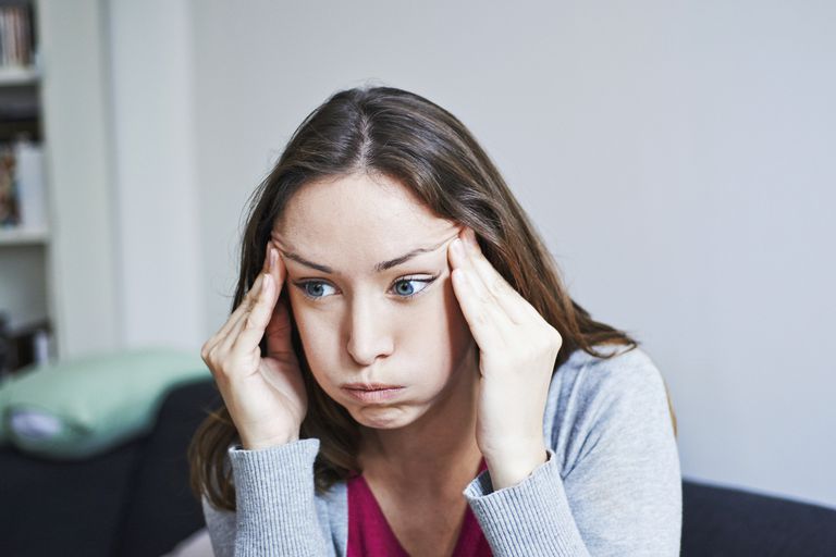 ikdienas galvassāpes, migrēnas simptomus, vairāk nekā, vidēji smagas