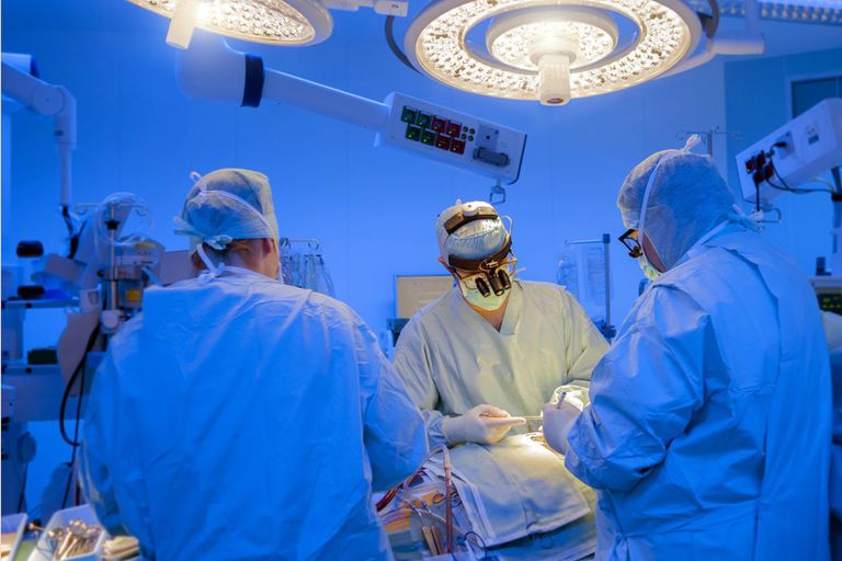 sirds operācijas, sirds operācija, tiek veikta, apvedceļa operācija, atklāta sirds, Bypass Surgery