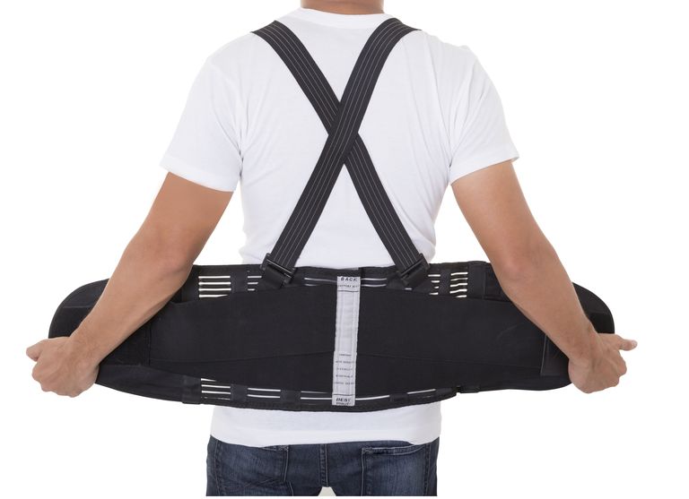 muguras sāpes, sāpes mugurā, muguras siksnas, 2014 gada, drošības jostas