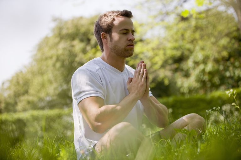 meditācija joga, migrēnas mēnesī, migrēnas terapijas, statistiski nozīmīgi, uzmanības pievēršana