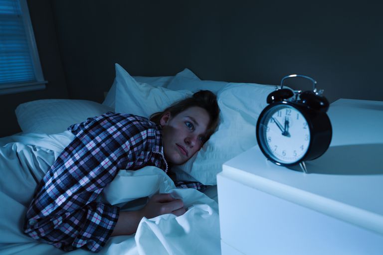 dienas miegainība, miega apnoja, miega laikā, uzvedības traucējumi