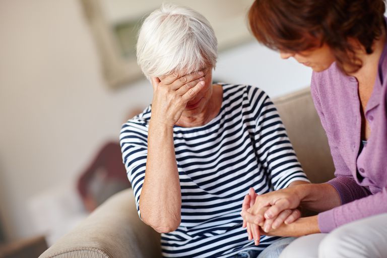 Alcheimera slimību, bieži vien, cēloņi personības, citu demences