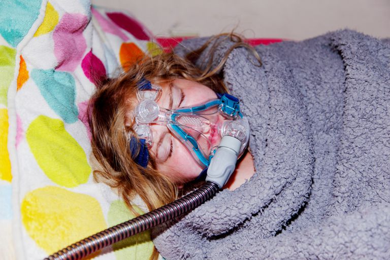 miega apnojas, astmas simptomus, miega apnoja, izmantojot CPAP, miega laikā