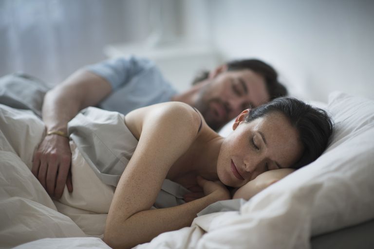 augšējo elpceļu, bieži vien, gultas galvu, mainīt savu, miega apnojas