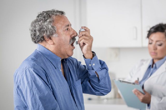 intermitējoša astma, intermitējošu astmu, astmas lēkmes, astmas simptomi, astmas veids, dienas mazāk