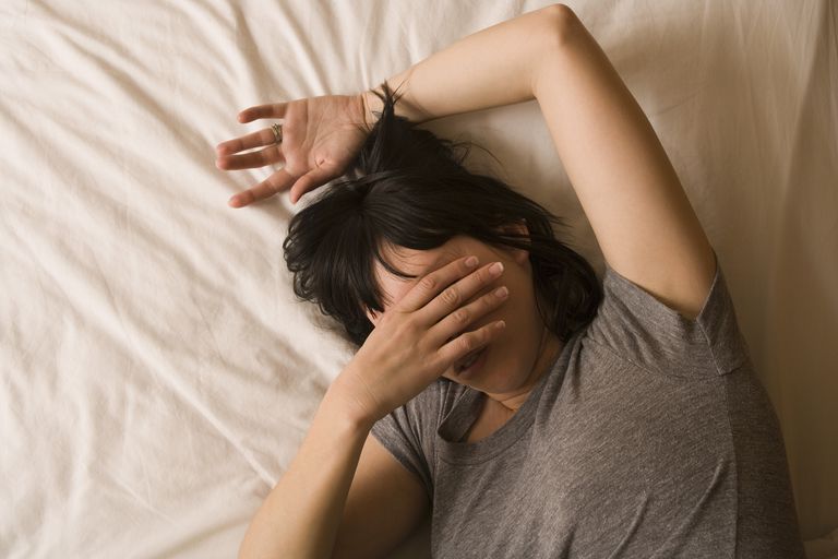 cieš migrēnas, insulta risks, menstruāciju sākumu, pētījumi liecina